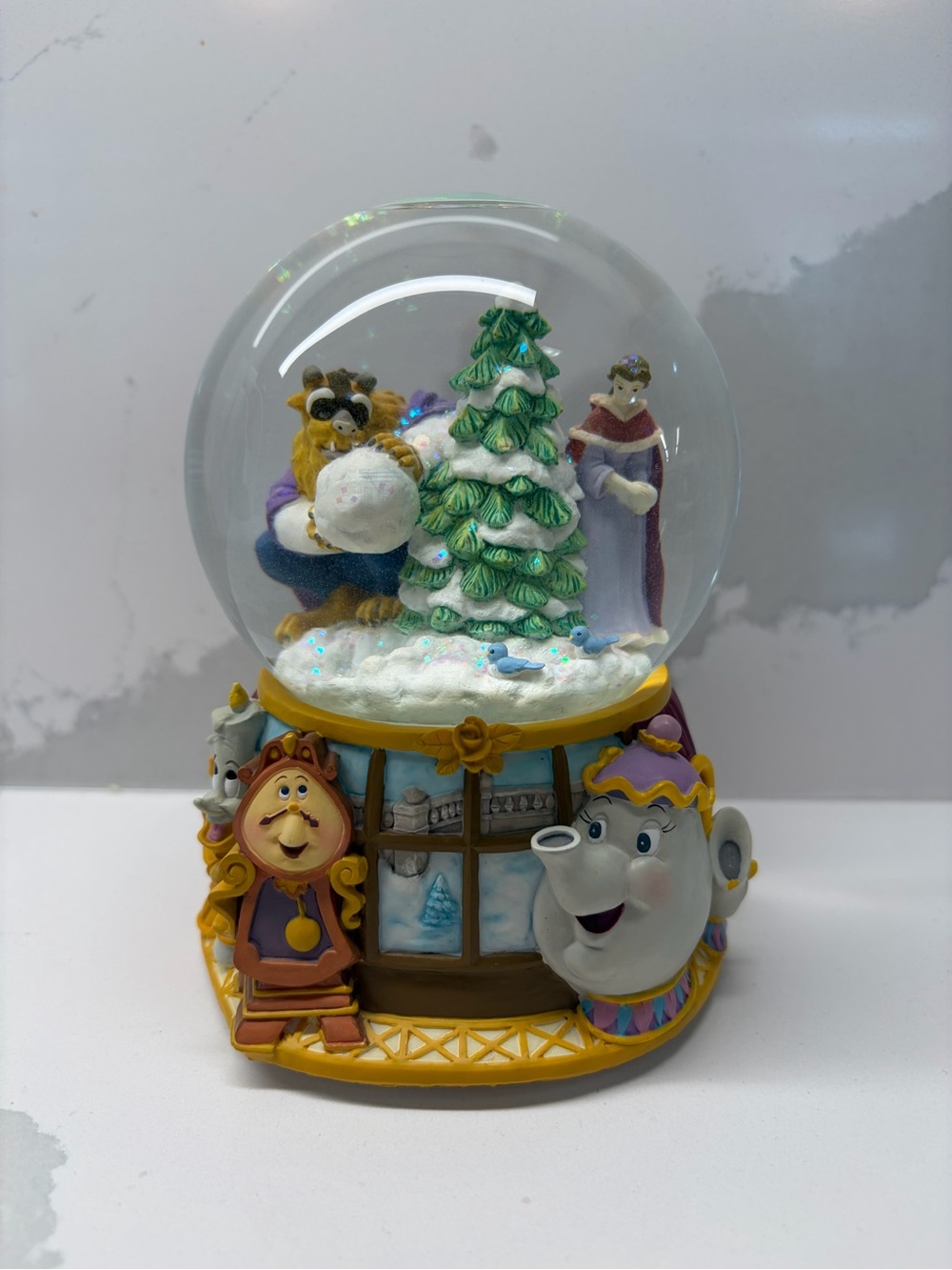 Disney Beauty and the Beast Enesco Snow Globe-excellent condition